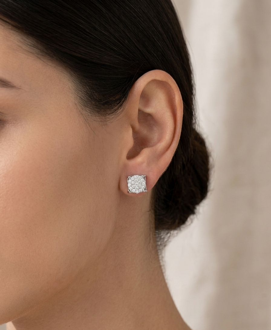 VICTORIA WG Stud Earrings