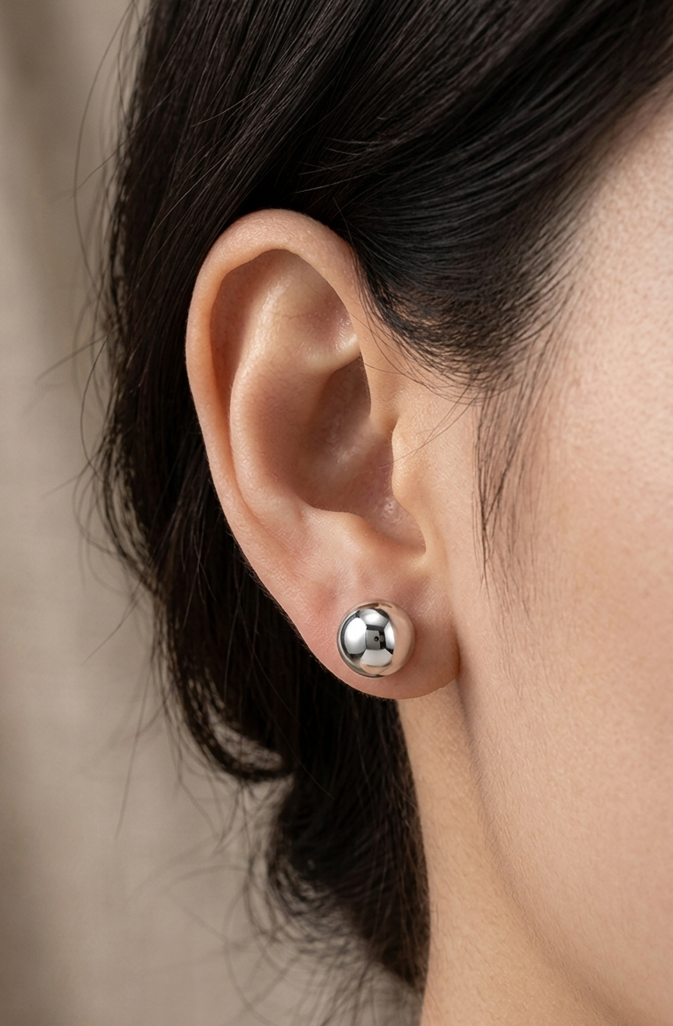 NICOLE Ball Stud Earrings (WG)