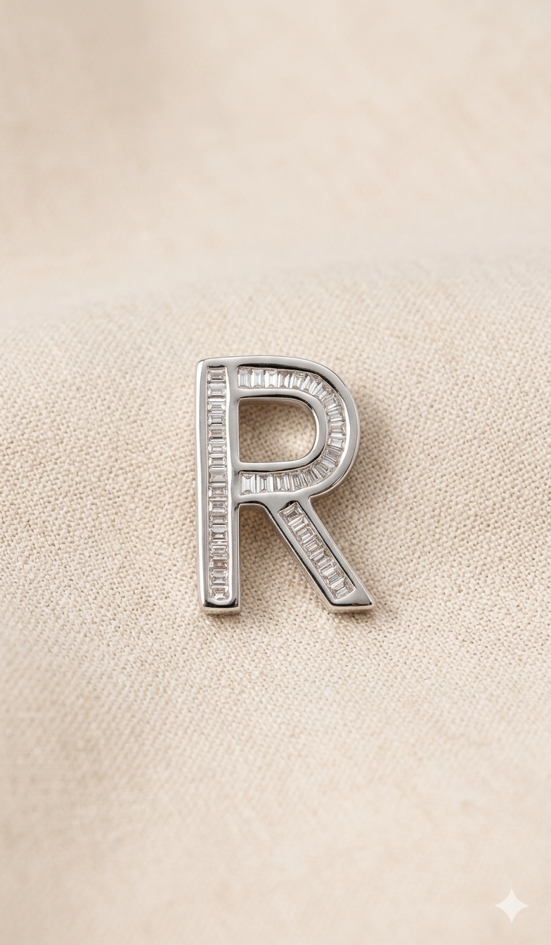 LETTY R diamond Pendant