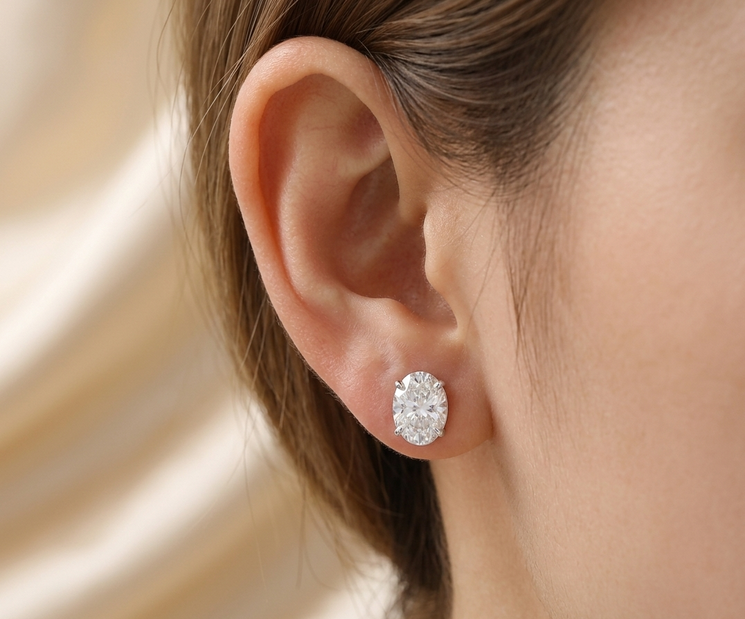 LUCY Oval earrings