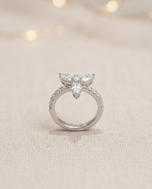 CLAIRE Leaf Ring