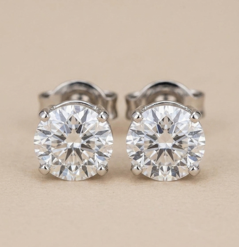 Tish White Gold Stud Earrings