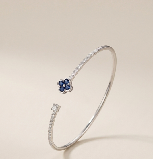 ANIKA Bangle