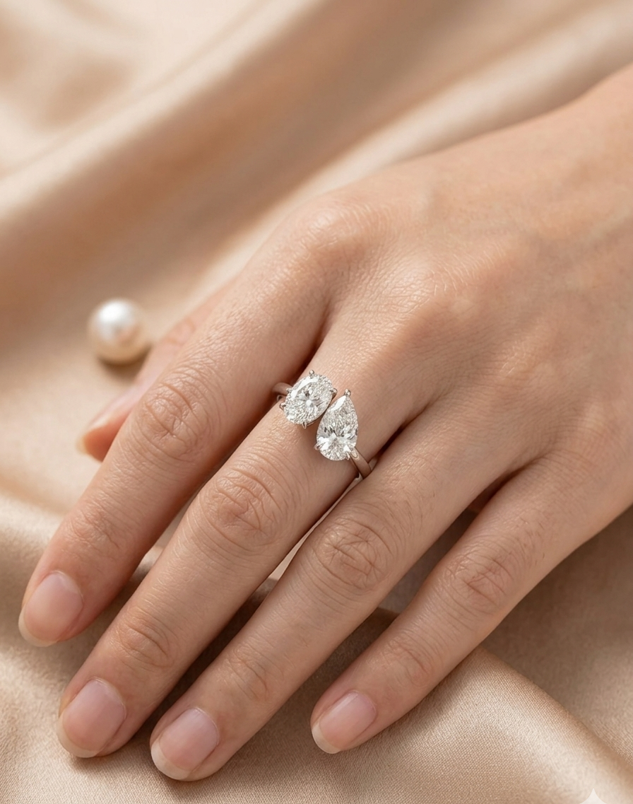 YVO Two-shaped Diamond Ring