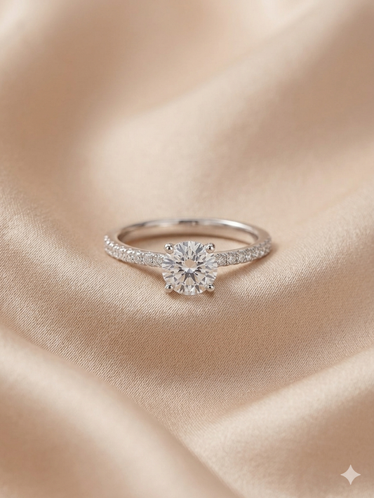 KAILA w/sides Diamond ring