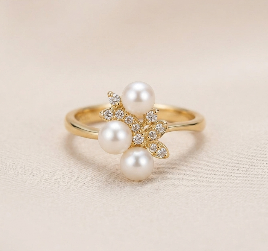 NOVI Pearl Ring And Earrings