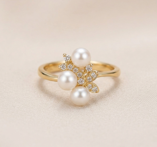 NOVI Pearl Ring And Earrings