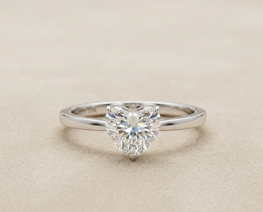 HOLLY heart diamond ring