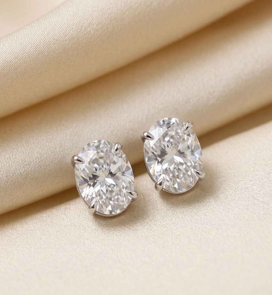 LUCY Oval earrings
