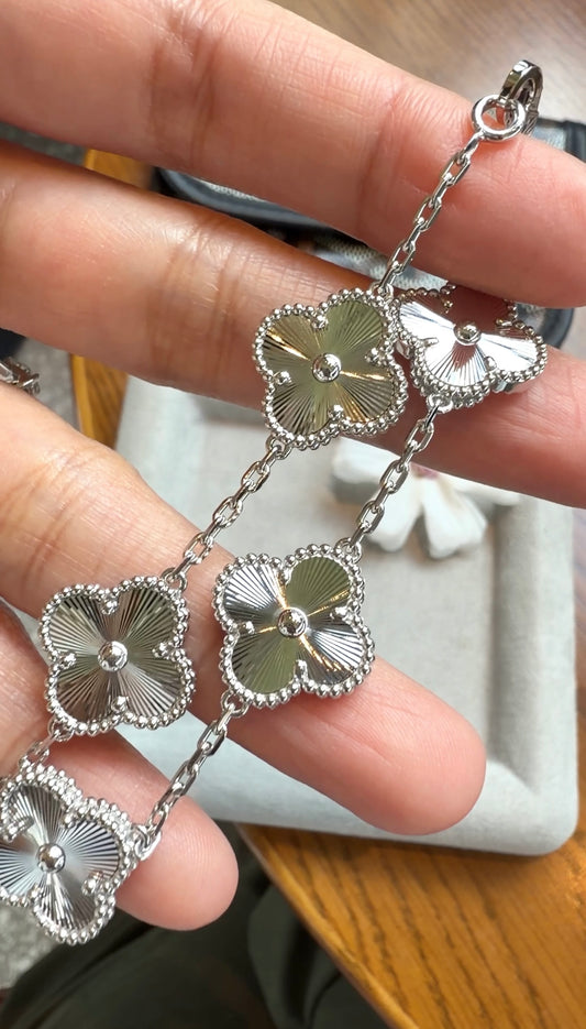 Alora Clover White Gold Bracelet