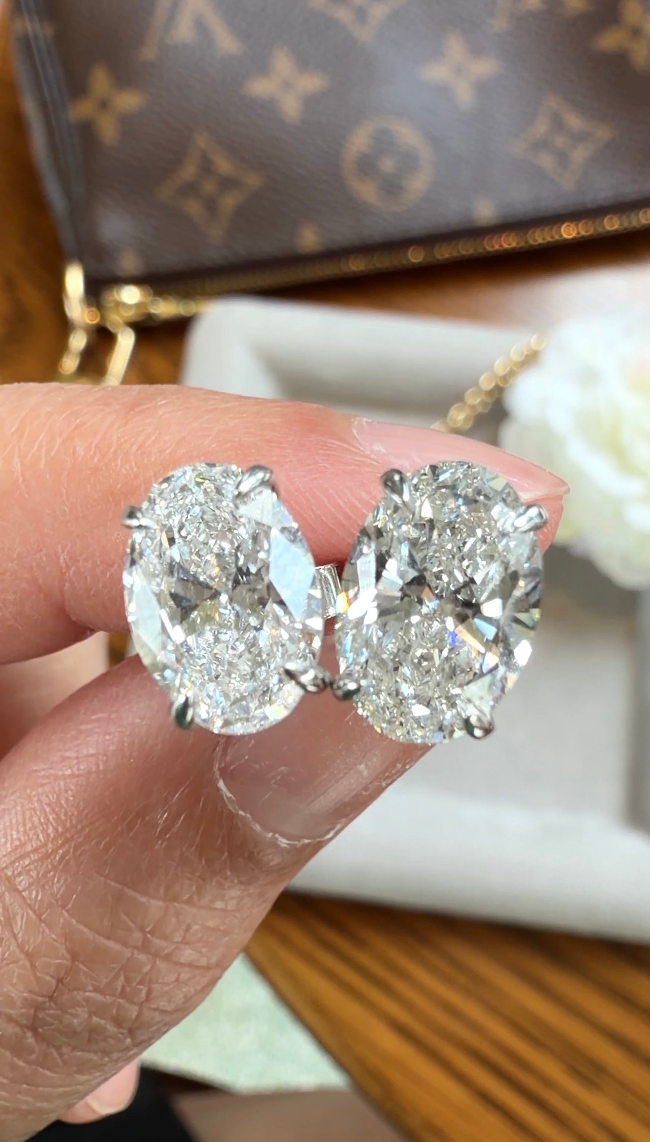 Lara Oval Diamond Stud Earrings