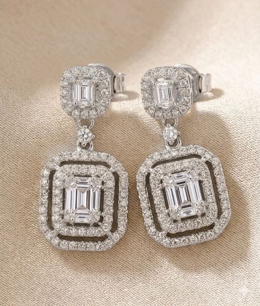 PIA Emerald-Shaped Dangling WG