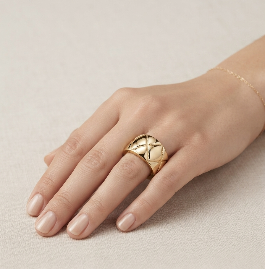 NOIR Quilted Ring