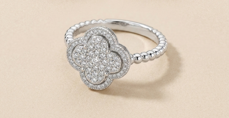ROSINE Clover Ring
